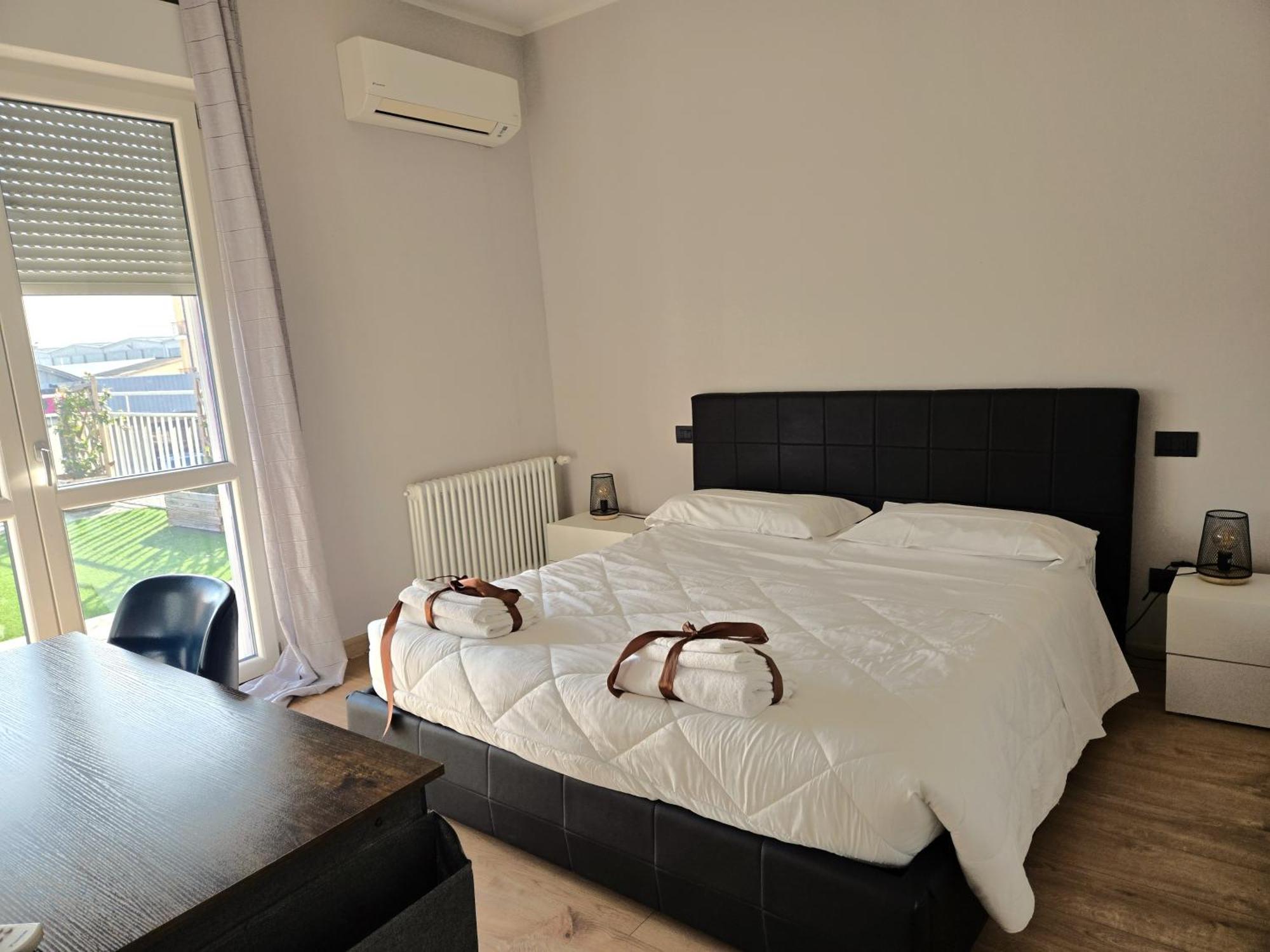 7 Lakes Aparthotel Burolo Eksteriør bilde